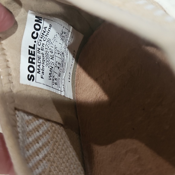 Sorel Explorer Defy Striped Sneakers size 6.5 - Picture 11 of 12